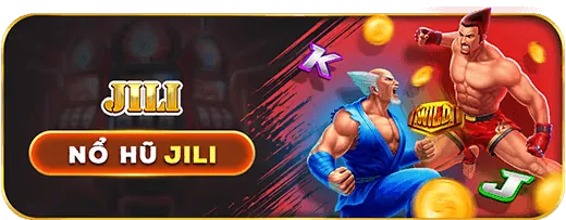 Trận đấu đá gà trực tiếp với hai chú gà đang thi đấu